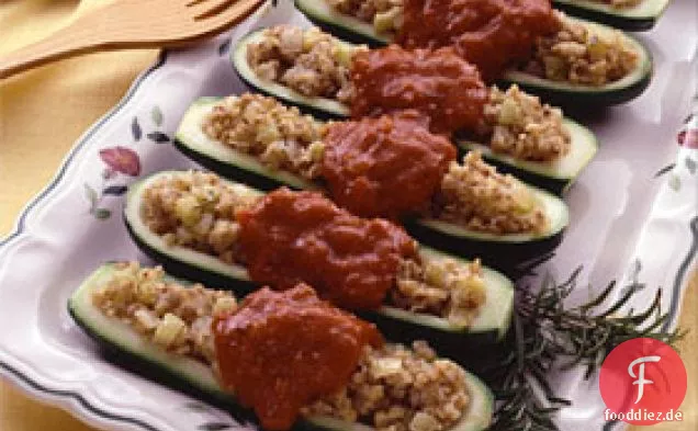 Kasha Gefüllte Zucchini
