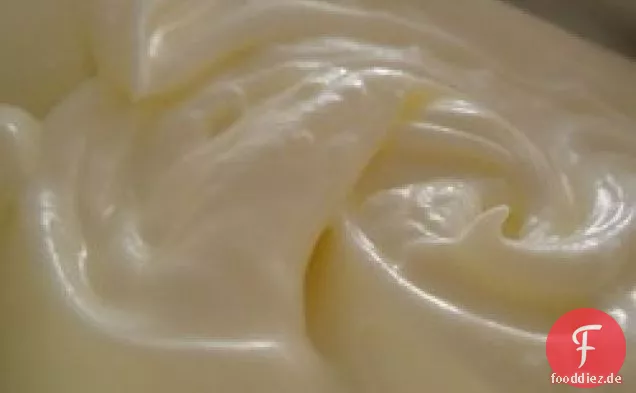 Wie man hausgemachte Crème Fraiche macht