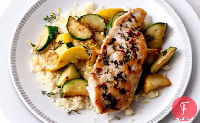 Sautierte Zucchini mit Zitronen-Thymian-Huhn