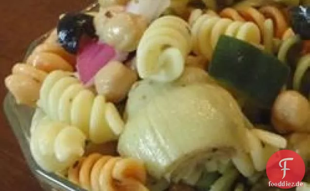 Griechischer Nudelsalat