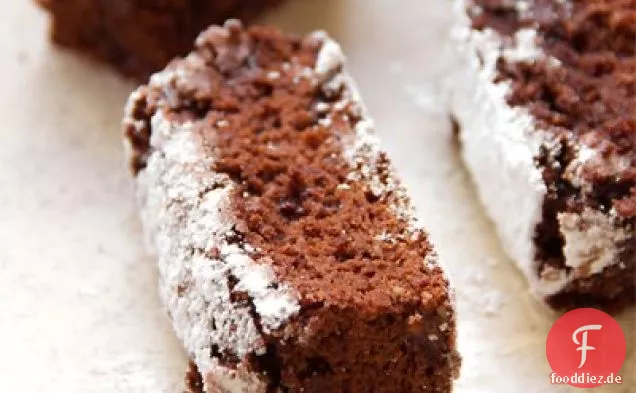 Doppelte Schokoladenbrownies mit zerdrückten Mandeln & Espresso