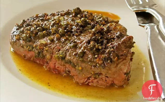 Grünes Pfefferkornfilet vom Rind mit Birnen-Essig-Pan-Sauce