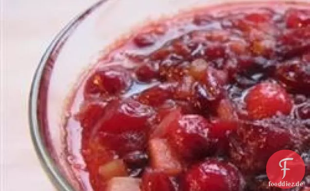 Cranberry, Apfel und frisches Ingwer-Chutney