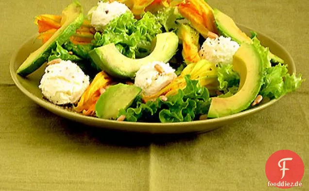 Squash-Blossom-und Ricotta-Salat