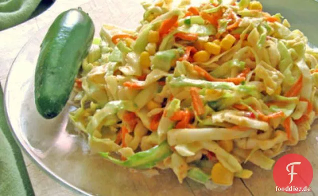 Cremiger Chipotle-Krautsalat im südlichen Stil mit Mais