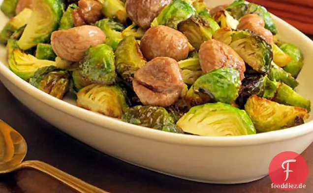 Karamellisierte Kastanien & Rosenkohl in einer Apfelessig-Glasur