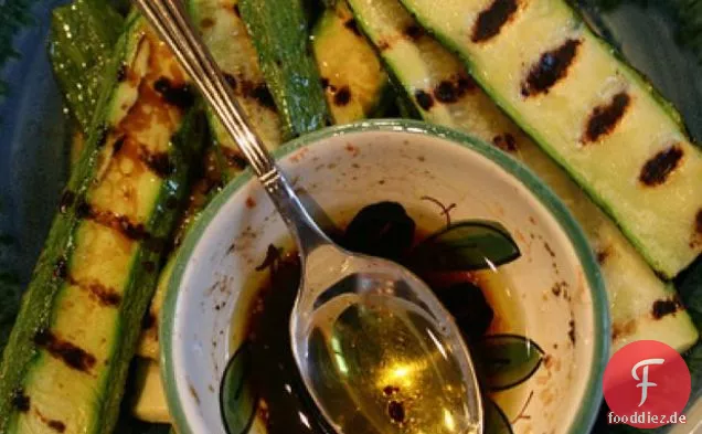 Gegrillte Marinierte Zucchini
