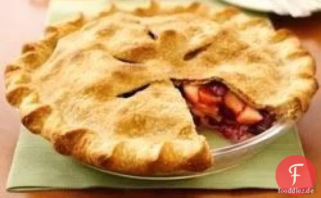 Festliche Apfel-Beeren-Torte