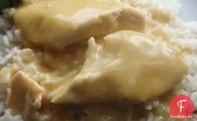 Slow Cooker Dump und gehen Cheesy Chicken