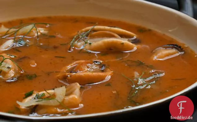 Gebratene Tomatensuppe mit Muscheln & Fenchel