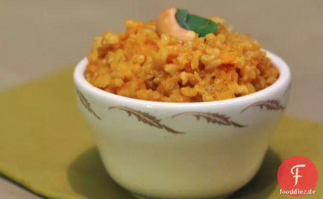 Brauner Reis mit Winterkürbis und Cashewnüssen