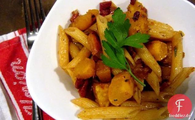 Penne Mit Eichel Squash Und Pancetta