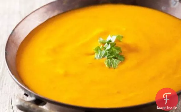 Geröstete Eichel Squash & Rübensuppe