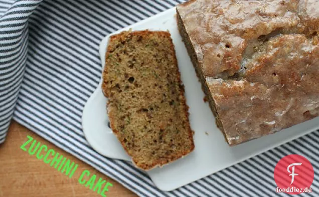 Zucchini-Olivenöl Kuchen Mit Zitrone Crunch Glasur