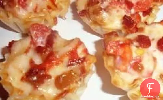 Speck- und Tomatenbecher