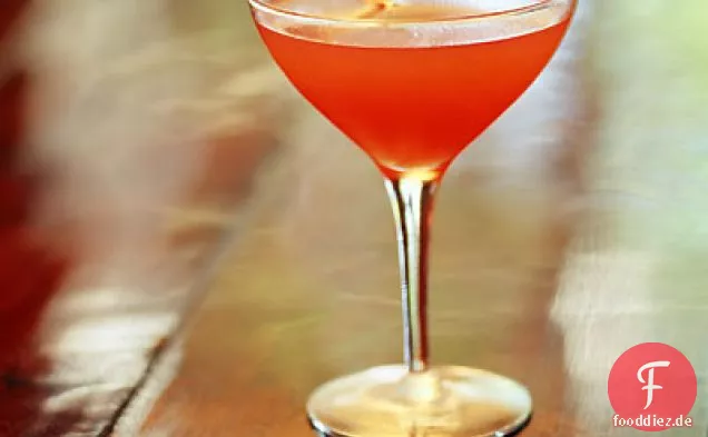 Sloe Kitty Ein Moonshine Cocktail