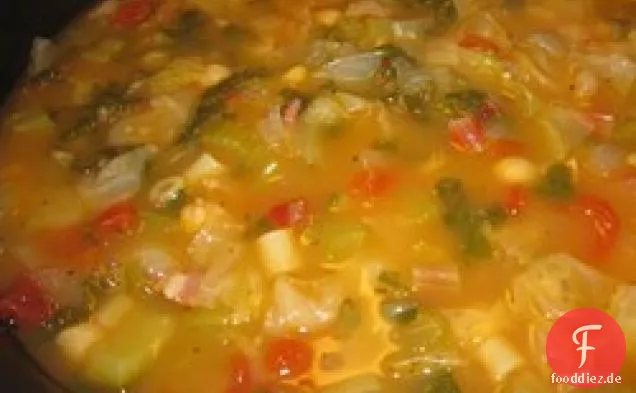 Wie man Minestrone-Suppe macht