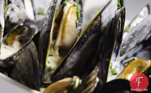 Gedämpfte Muscheln- Moules Frites