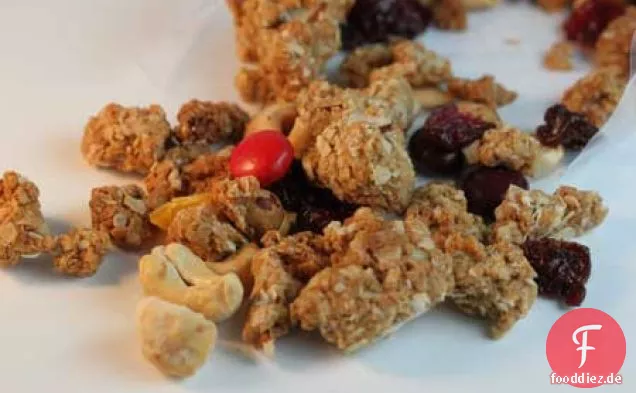 Erdnussbutter Cookie Granola