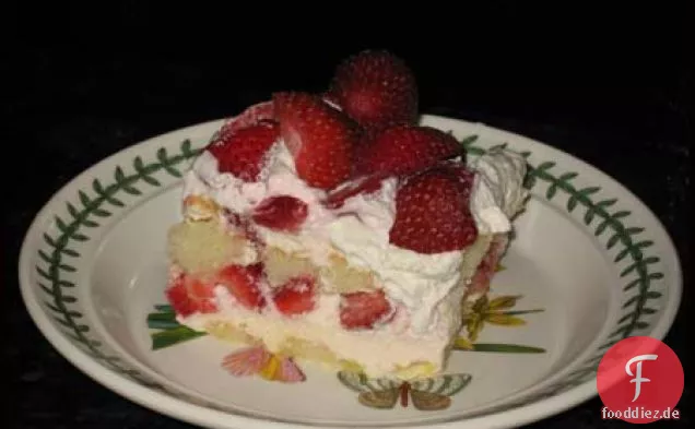 Weiße Schokolade Erdbeere Tiramisu
