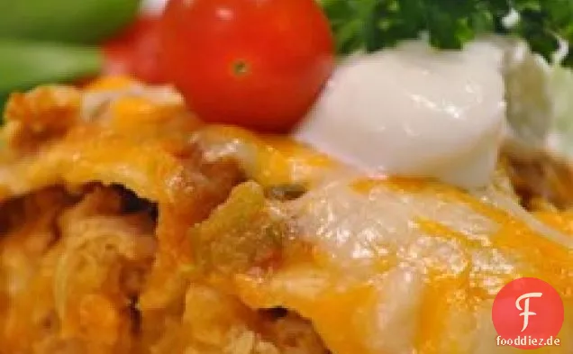 Einfache Chile Huhn Enchilada Kasserolle