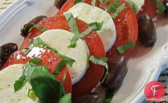Tomozzakala Salat