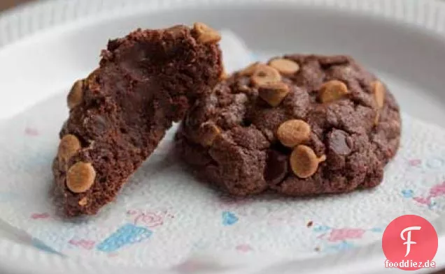 Riesige Schokolade Erdnuss Butter Chip Cookies