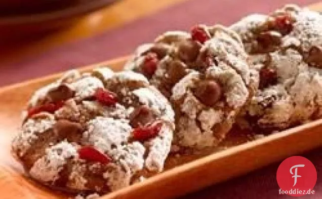 Schokoladenanis-Kekse mit getrockneten Kirschen