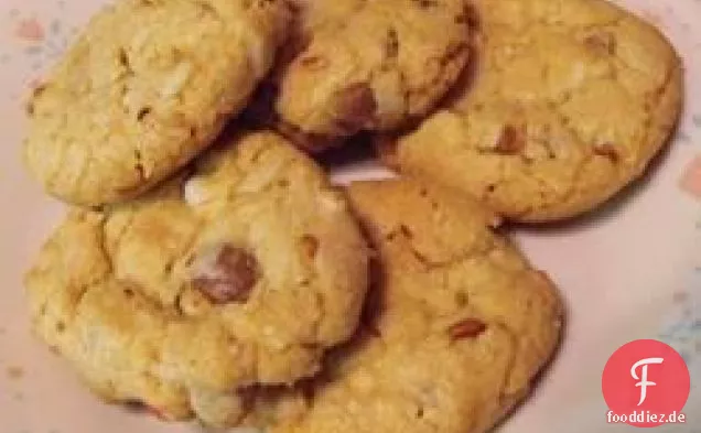Sue ' s Zwei-Chocolate Chip Cookies
