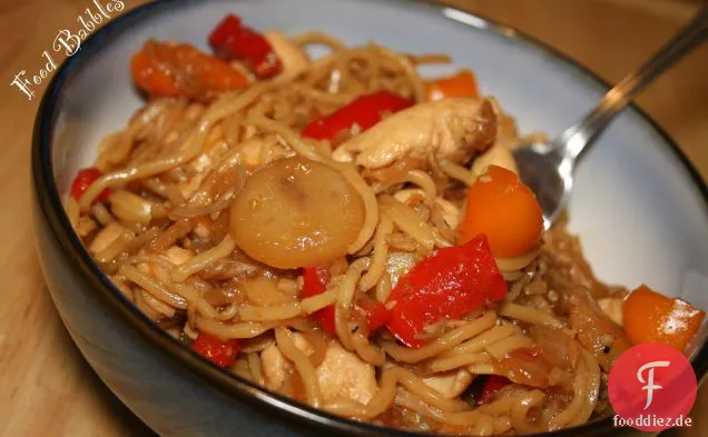 Würzige Sesam-Huhn & Udon-Nudeln