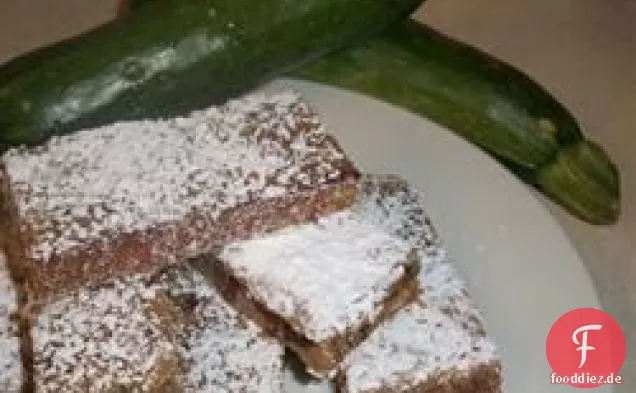 Zucchini-Nuss-Bars