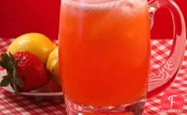 Alle natürliche Erdbeerlimonade