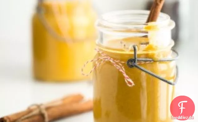 Samtig Butternut-Zimt-Datum Smoothie
