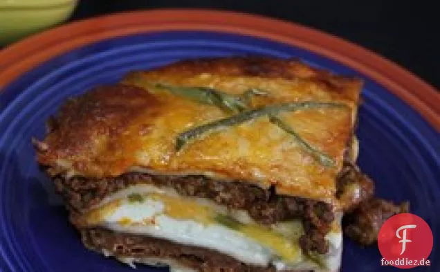 Mexikanische Lasagne mit Kaktus