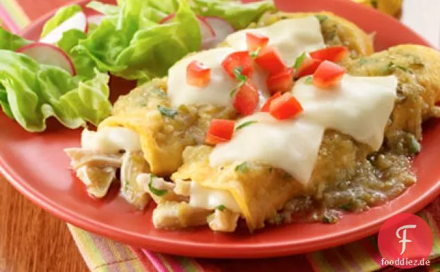 - Enchiladas De Pollo Con Salsa Tomatillo