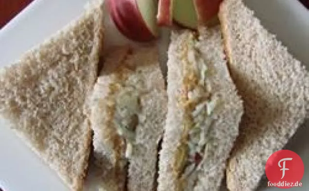 Erdnussbutter-Apfel-Sandwich