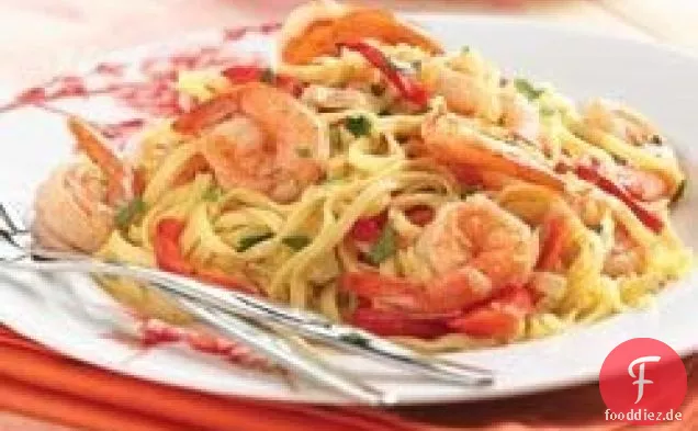 Garnelen und süßer roter Pfeffer Linguine