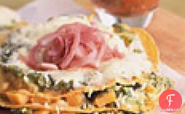 Süßkartoffel-Chilaquiles mit Griddled Salsa Roja