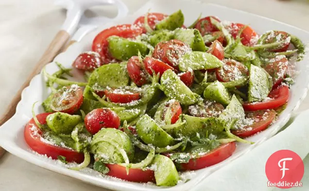 Frische Tomaten & Tomatillo Salat