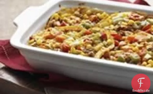 Geschichtete Fiesta Kasserolle