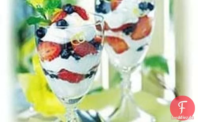 Beeren-Zitronen-Mousse-Parfait