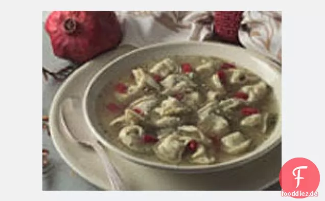 Einfache Tortellini-Pesto-Suppe