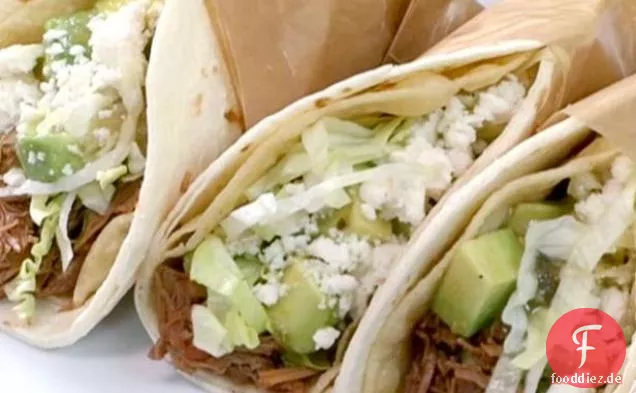 Carne Asada Tacos mit grüner Salsa