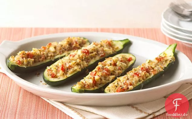 Gefüllte Zucchini-Boote
