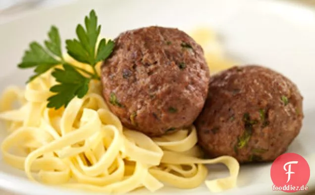 Leicht gebackene Parmesan-Fleischbällchen