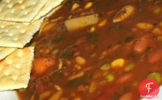 Bullige Gemüsesuppe