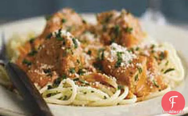 Herzhaftes Schweinefleisch & Spaghetti in Tomatensauce