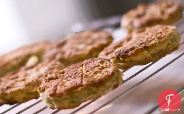 Cheesy gebratene grüne Tomaten