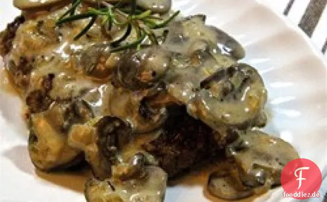 Pilz-Sahne-Soße-Soße