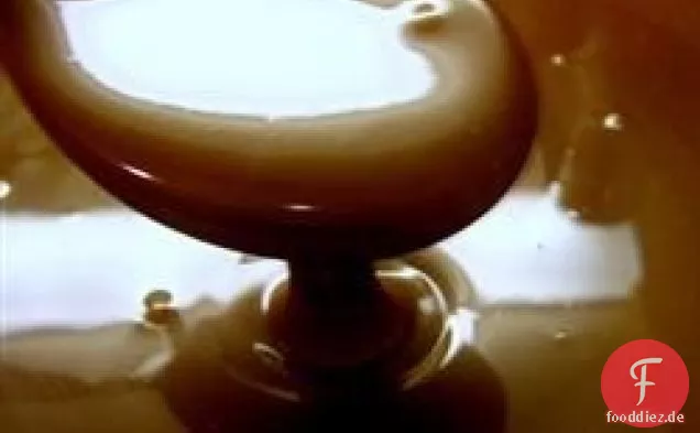 Sue ' s Hot-Fudge-Sauce